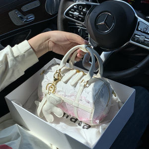 TAMATHA Womens Handbag Gradient Color Pillow Style Fashionable Versatile Spring Summer New Arrival Soft PU Leather Shoulder Bag