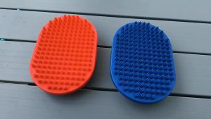 Outlet เเปรงซิลิโคนอาบน้ำหมา ทำจากยางพาราอย่างดี