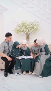 Sarimbit Fauzia Emerald: Aksesoris Fashion Muslim untuk Lebaran