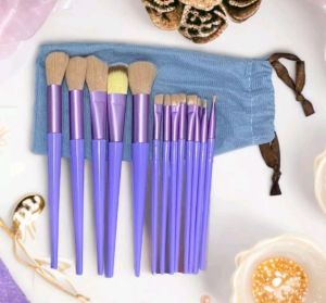 KUAS MAKE UP SET + POUCH (COD)