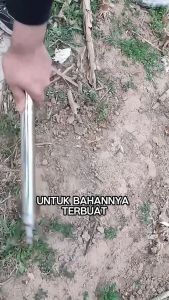 Alat Kebun Taman 2 Fungsi / Pacuk Cangkul Garpu Garukan Tanah Mini Kecil