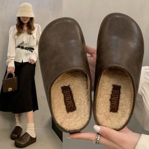 Retro Closed Toe Fleece-lined Half Slippers Womens Outwear 2024 Fall and Winter New Arrival Thick Sole Mules Slip-on Loafers