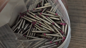Kim rà đồng hồ so Mitutoyo m1.6 đầu đá ruby crom vofram