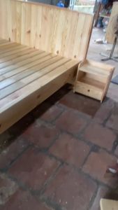 Giường ngủ gỗ thông tự nhiên vân gỗ đẹp bền đẹp nhiều kích thước Phong Cách Hiện Đại Giường Gỗ Thông Cho Không Gian Sang Trọng Giường Ngủ Kèm Tủ Và Không Kèm Tủ - Lazada