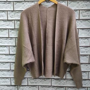 OUTFIT RAJUT: Outer Cardi untuk Atasan atau Luaran Wanita Motif Kelelawar
