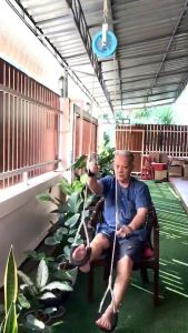 เชือกกายภาพแบบนั่งGB สำหรับผู้ที่ต้องการทำกายภาพบำบัดที่บ้านเพื่อฟื้นฟูกล้ามเนื้อ/ผู้ป่วยติดเตียง  ผู้ที่ต้องการออกกำลังกายที่บ้าน/ผู้ที่ต้องการมีสุขภาพดี กล้ามเนื้อแขน-ขากระชับไม่หย่อนคล้อย ผู้ที่มีอาการปวดหลัง ปวดไหล่ ไหล่ติด หรือ ออฟฟิศ