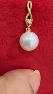 Poh Heng Jewellery 18K Infinite Grace Pearl with Diamond Earrings in Yellow Gold