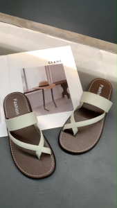 รองเท้าแตะ รองเท้าหูคีบ สายคาด พื้นนิ่ม แบบสวม รองเท้าแฟชั่นผู้หญิง