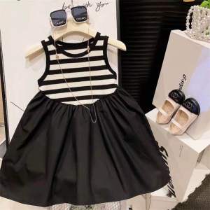 [1-7th] DRESS RAJUT PREMIUM ANAK STRIP HITAM PUTIH HALUS LEMBUT (BLAIRE)