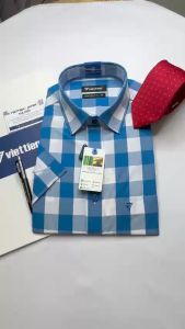 Áo sơ mi cộc tay Việt Tiến kẻ ô 1S6709 - Regularfit vạt ngang