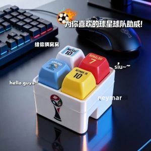 Bandai | Móc Khóa Hình Haaland Đồ Chơi Âm Thanh Chủ Đề Ngôi Sao Bóng Đá Đồ Chơi Giảm Stress Mặt Dây Chuyền Trò Đùa Giọng Nói Phụ Kiện Anime