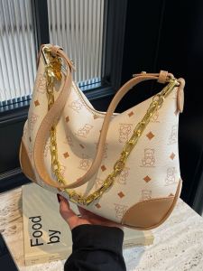 Cute Bear Print Tote Bag Womens Commuter Bag Large Capacity Chain Shoulder Underarm Bag Spring Summer New Arrival Korean Style