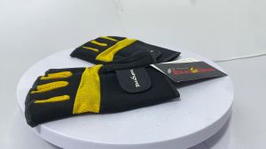 ลดล้างสต๊อก !!! ถุงมือตกปลา Tokushima แบบครึ่งนิ้ว กันลื่น กระฉับ