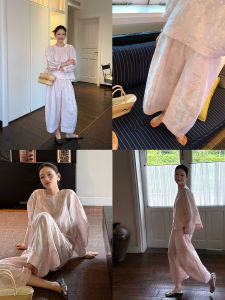 Elegant And Youthful Gold Threaded Brocade Set