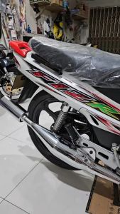 Striping Stiker Polet List Motor Yamaha FZR FIZ R F1ZR 2004 2005 Merah Putih List Body Standar Kualitas Termurah Barokah Sticker