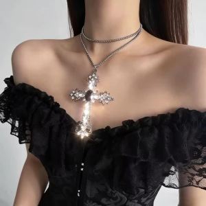 Y2K Gothic Mặt Dây Chuyền Hình Chữ Thập Cho Nữ Thanh Lịch Hợp Kim Kẽm Trang Sức Kim Loại Dành Cho Hàng Ngày Và Tiệc Tùng Quà Tặng Ngày Lễ Tình Nhân