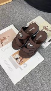 【Bultuhang Pagbebenta】Mens protective character-anti-scent sliding unless wearing double sandals walking beach style shoes