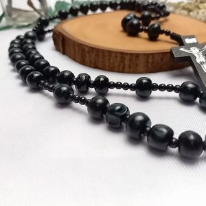 Kalung Rosario Katolik Bahan Kayu Kopi Warna Hitam Salib Kayu Harces Kreasi Lilit