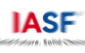 IASF Car Rearview Mirror Wiper Cleaning Tool Telescopic Rearview Mirror Squeegee Retractable Double-side Rod Window Cleaner Auto Glass Mist Cleaner Scraper