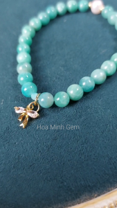 Vòng đá Amazonite size hạt 6.8 li phối ngọc trai nước ngọt charm chiếc nơ đính đá dễ thương nhẹ nhàng hợp mệnh Mộc Thủy | Hoa Minh Gem