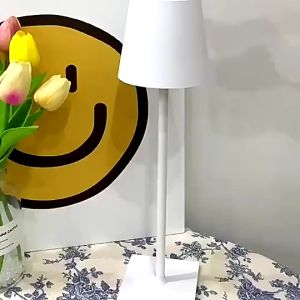 โคมไฟร้านอาหาร โคมไฟตั้งโต๊ะ LED มินิมอล ตกแต่งห้อง โต๊ะอาหาร แบบชาร์ หรี่ 3 ระดับ