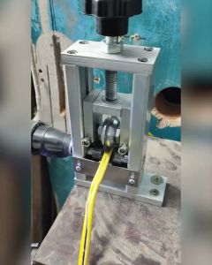 【จัดส่งจากกรุงเทพ】เครื่องมือปอกสายมืออาชีพ  เครื่องปอกสายไฟ 2IN1 เเบบต่อสว่าน เเละ เเบบมือหมุน เครื่องปอกสายไฟต่อส่วาน  Crank Cable เครื่องปอกสายไฟมือหมุน สามารณปอกสายไฟได้ 1 mm. - 20 mm.