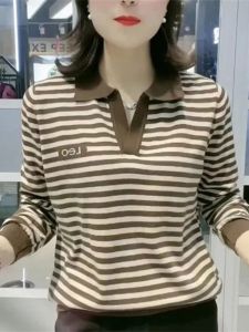 HUAXUNRAN | Womens Loose-Fitting T-Shirt for Middle-Aged Moms
