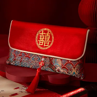 Wedding Red Envelope Bags Luxury Silk Cloth Material Chinoiserie Style Wedding Ceremony Customized Money Bags with Tassel Decoration
