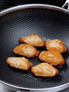 Makapal Non-Stick Cookware: A Comprehensive Guide