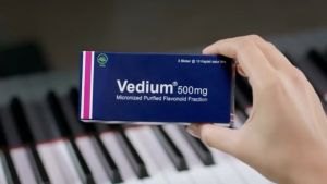 Medikon Vedium 500mg Strip (1 Strip x 10 Kaplet)