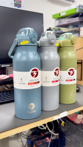 ขวดน้ำเก็บความเย็น 2ลิตร ขวดน้ำเก็บความเย็น กระบอกน้ำเก็บอุณหภูมิ สเตนเลส316 ความจุ 2000ml มีหลายสีให้เลือก เก็บร้อน เก็บเย็น