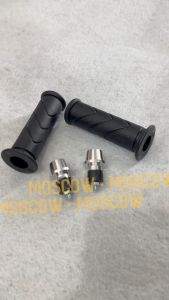 PAKET GRIP ORIGINAL HONDA HANDGRIP HONDA HITAM ORI HANDFAT HAND GRIP + JALU STANG CHROME  BANDUL STANG CHROME MATIC BEBEK UNIVERSAL MOTOR MATIC BEBEK NMAX ALL LEXI REVO VARIO ALL BEAT SCOPPY SUPRA CBR DLL BRAND ORIGINAL MOSCOW ( PEMAKAIAN TINGGAL PASANG )
