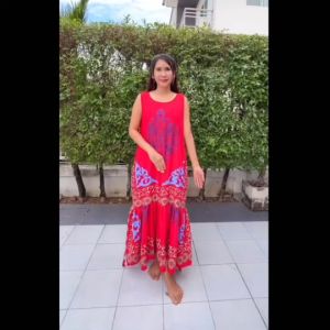 เดรสยาวชายระบาย แขนกุด ฟรีไซค์ สาวผอม-อวบใส่ได้ หน้าผ้า44นิ้ว ผ้าสีสันสดใส มี41สี41ลาย