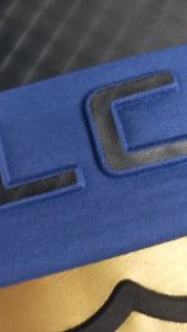 POLICE Sweater Emboss Pria 2692120083: Desain Trendy & Halus