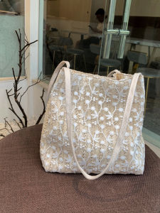 Summer Fairy Large Capacity Basket Shopping Bag Korean Version Grass Woven Lace Single Shoulder Handbag Womens Handbag