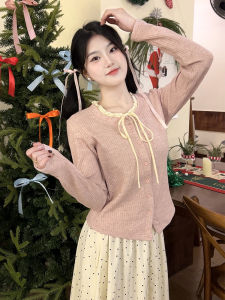 เสื้อคาร์ดิแกนถักแขนยาวผู้หญิง 2025 ฤดูใบไม้ร่วง/ฤดูหนาว ใหม่ คอวี ปักลูกไม้ ปมผีเสื้อ เสื้อคลุมกันหนาว เสื้อผ้าทำงาน