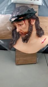 Phù điêu dung nhan Chúa 33cm quà tặng công giáo chất liệu composite