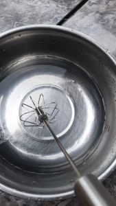 Beater Better isi 2 pcs Manual Mixer Kocokan Telur Telor 2pcs Cetakan Kue Adonan Kocok Aduk Peralatan Baking Masak