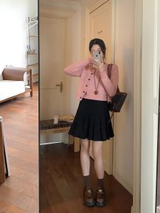 Chân Váy Xòe A-Line Nếp Li Phong Cach Học Đường