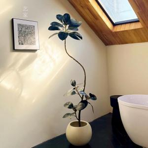 Artificial Green Plant Black King Kong Rubber Tree Indoor Living Room Fancy Floor Ornaments Decorative Silent Wind Bionic Plant