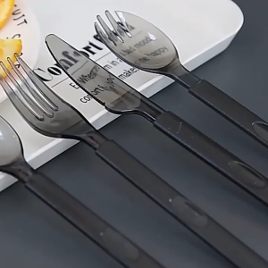 ช้อนส้อมพลาสติก หนาคุณภาพอย่างดี แข็งแรง ไม่บาดปาก แพคละ 100 ชิ้น (50 คู่) ช้อนใช้แล้วทิ้ง ช้อนขนมเกรดดี ช้อนพลาสติก ส้อมพลาสติก