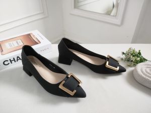 Sepatu tumit tahu wanita import SIMONCELLI
