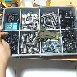 Đầu chuyển máy khoan máy bắn vít bulong các loại thông dụng trên thị trường