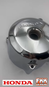 ฝาครอบเครื่อง ซ้าย-ขวา แท้ศูนย์ Honda Wave100 สตาร์ทเท้า สินค้ามือสองเก่าเก็บ ชุบโครเมียมอย่างดี มีตำหนิ ขายตามสภาพ ฝาครอบจานไฟ เวฟ100