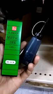 💙 คอมพิวเตอร์ เครื่องรับเส้นทางสีดำ LION Metal Ink 28กรัม/1ออนซ์ ราคา/ขวด