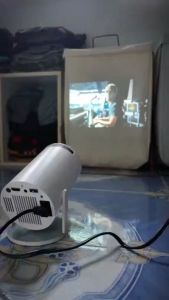 Projector HY300โปรเจคเตอร์แบบพกพาเต็ม HD 1080P เข้ากันได้กับ4K 8000ลูเมนสมาร์ททีวี Andtoid 11 wifi สองเท่าพร้อม Bluetooth Home Projecto เครื่องฉายวิดีโอโฮมเธียเตอร์ ปรดจคเตอร์ โปรเจคเตอร์ ios/android