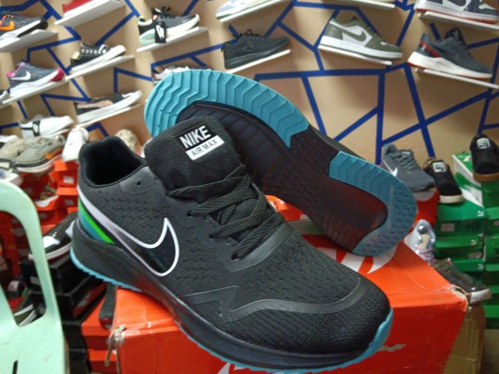 Nike air sale steel toe