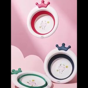 อ่างล้างหน้าเด็กขนาดเล็กปลอดภัยจากแบคทีเรียสามารถพับเก็บได้พกพาสะดวกอ่างล้างหน้าสำหรับเด็กทารกอ่างน้ำสำหรับเด็กทารกพับได้แขวนได้