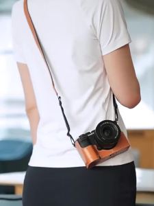 NEW handwork Photo Camera Genuine leather cowhide Bag Body  Case For sony A7C2 A7CII A7CR  cover sleeve base