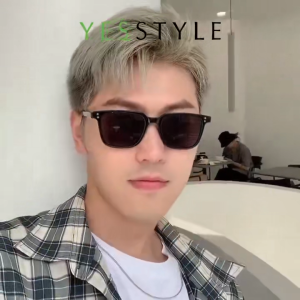 Yesstyle Kacamata Hitam Anti Sinar UV400 Frame Persegi Sunglasses Fashion Pria Wanita